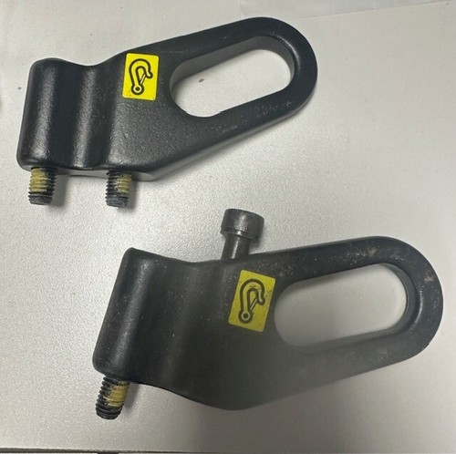Two tie downs - tie, edge